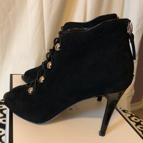 White House Black Market Peyton Military Shootie - Picture 4 of 7